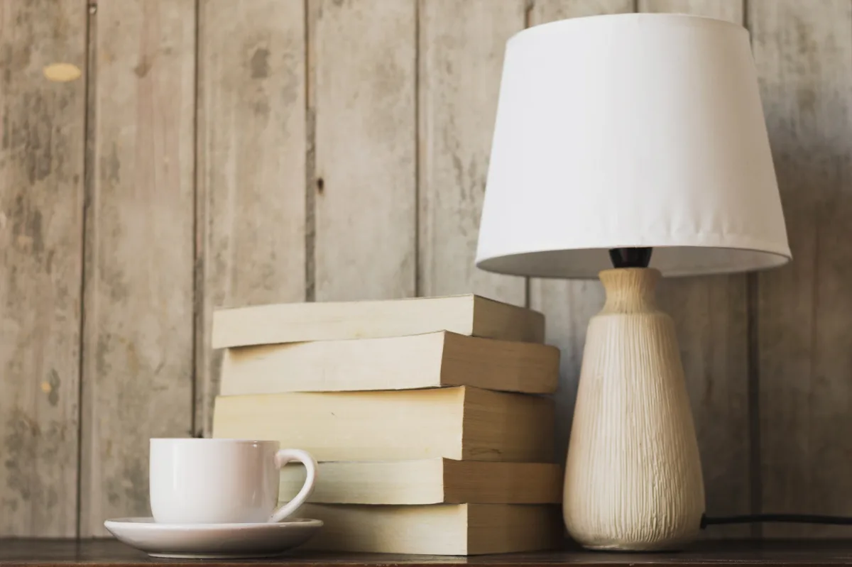Which Lampshade Should I Choose? A Complete Guide to Metal, Ceramic, Wooden, and All Other Types of Lamps